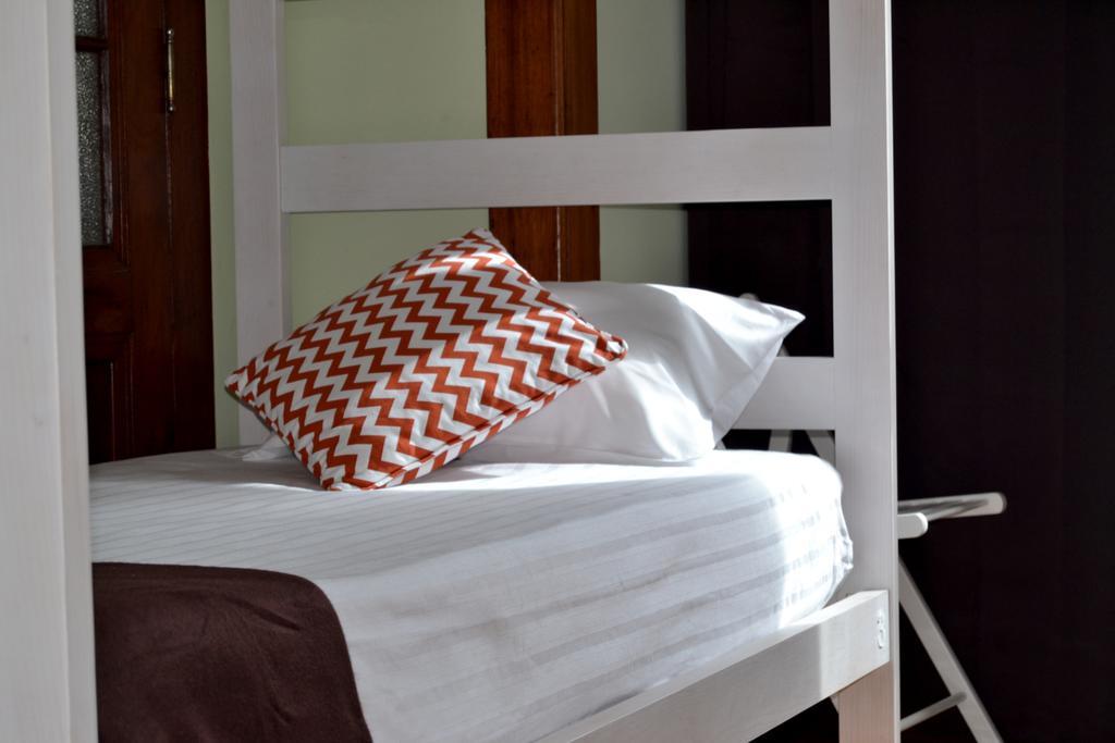 Coimbra Portagem Hostel Room photo